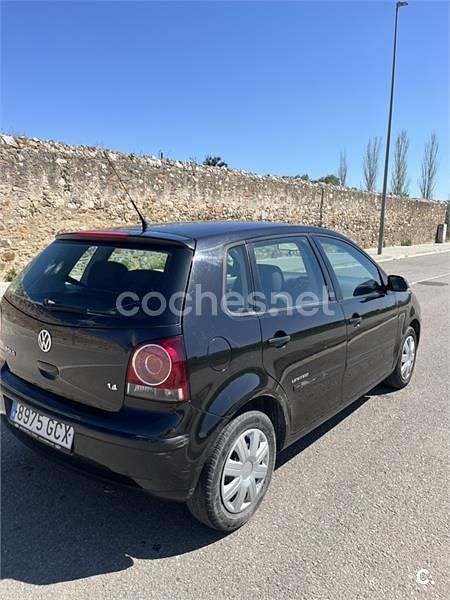Usado VW Polo United 80 CV (58 kW) 2008 Negro Utilitario