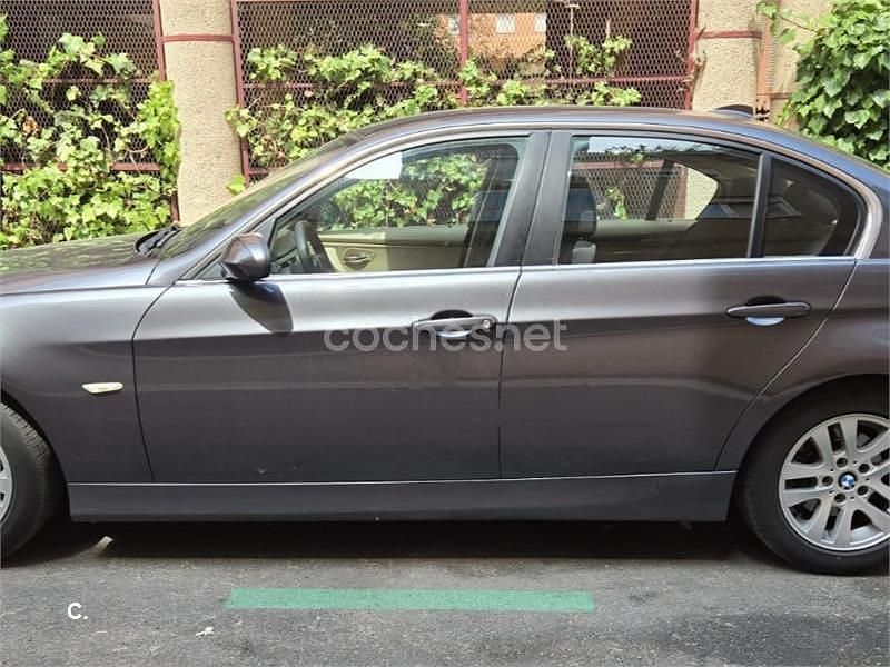 Gris / plata Usado 2007 BMW 318 Berlina | 7700 € (Un poco caro) - Imagen 1/4