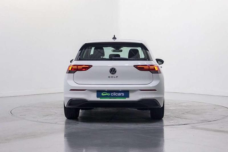 Usado VW Golf VIII 116 CV (85 kW) 2021 Blanco Utilitario