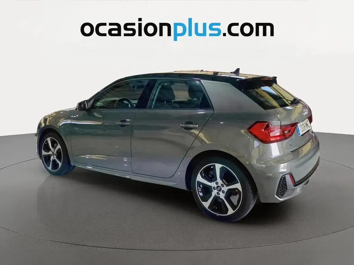 Usado Audi A1 Sportback S-Line 110 CV (80 kW) 2024 Gris Utilitario