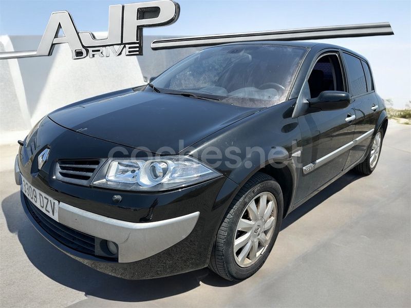 Negro Usado 2006 Renault Mégane II Dynamique Berlina | 4900 € (Caro) - Imagen 1/4