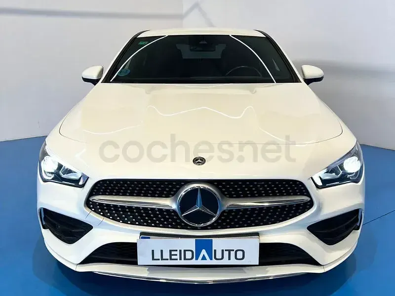 Usado Mercedes CLA180 136 CV (100 kW) 2020 Blanco Berlina