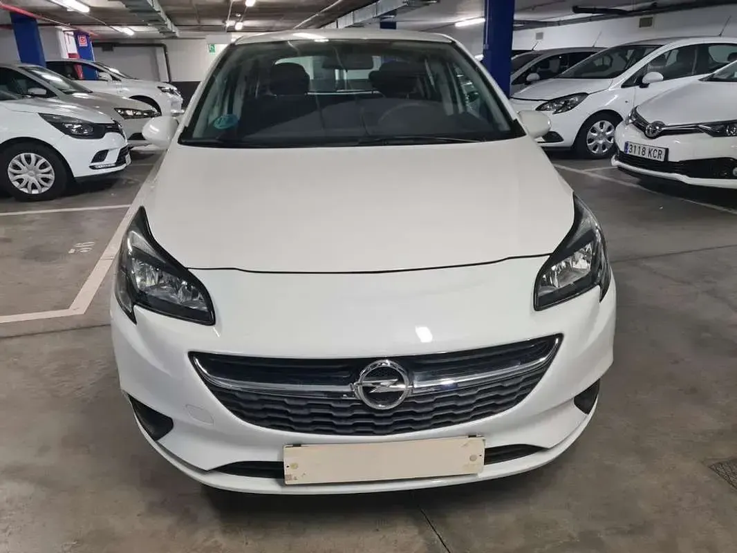 Usado Opel Corsa Selective 90 CV (66 kW) 2019 Blanco Utilitario