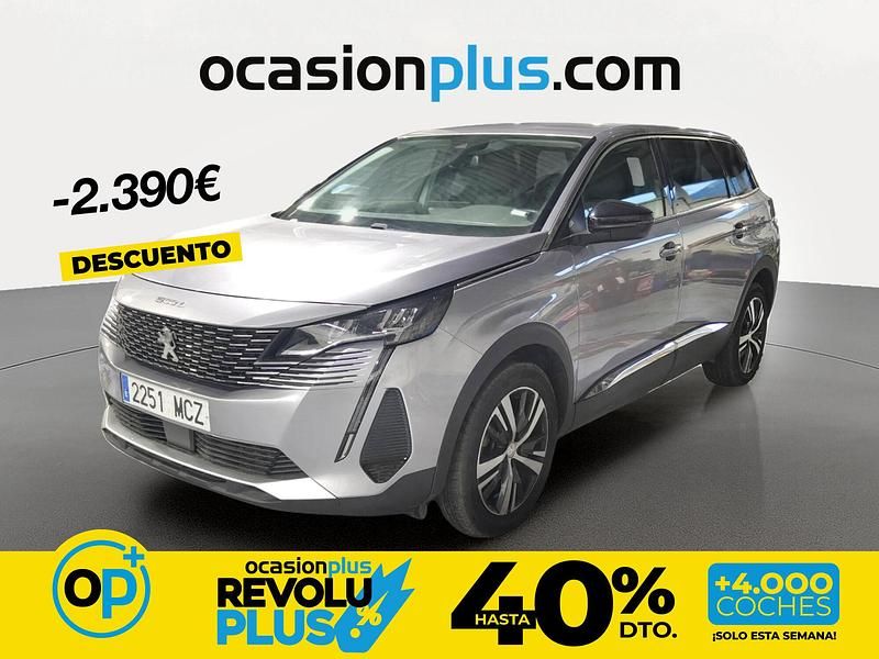 Usado Peugeot 5008 Allure 130 CV (95 kW) 2022 Gris / plata SUV