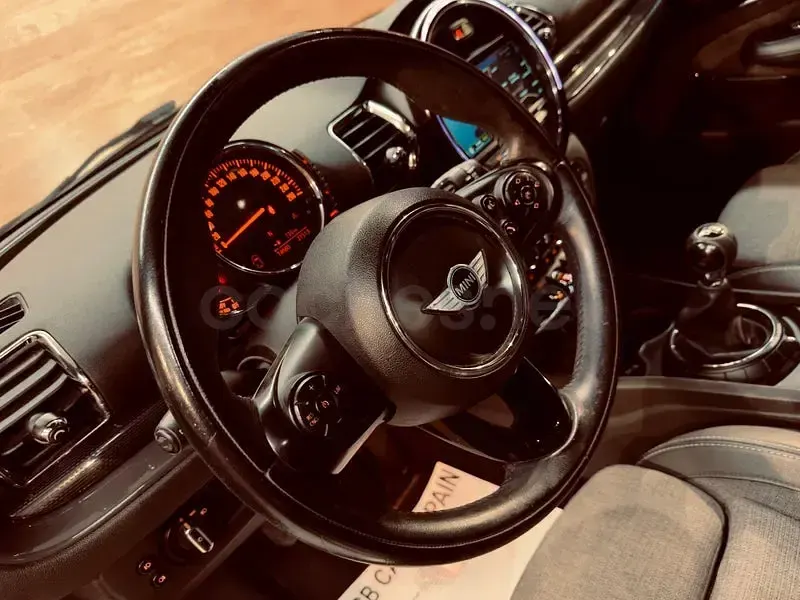 Usado Mini Cooper S Clubman 192 CV (141 kW) 2016 Gris / plata Familiar