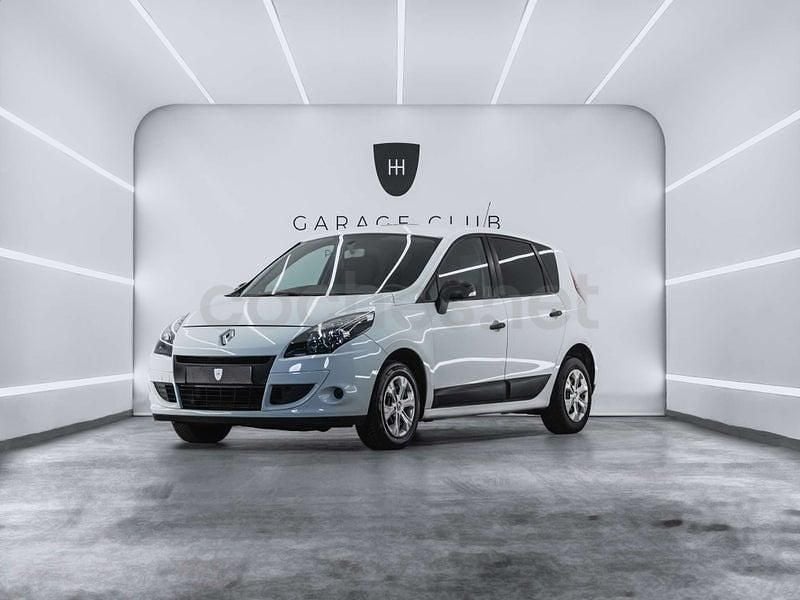 Usado Renault Scénic III Authentique 86 CV (63 kW) 2010 Blanco Monovolumen