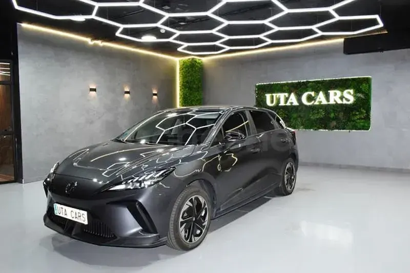 Usado MG MG4 EV 125 kW (170 CV) 2024 Eléctrico Utilitario
