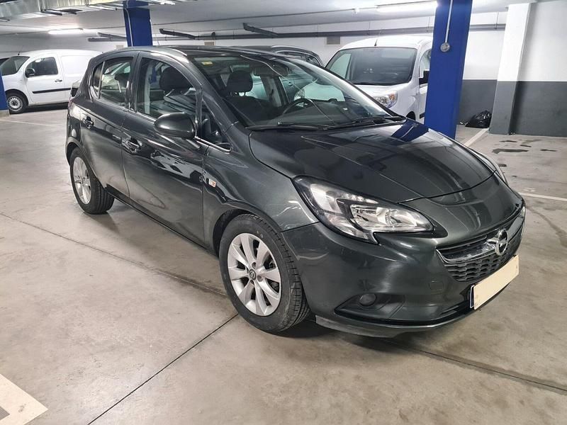 Usado Opel Corsa Selective 90 CV (66 kW) 2018 Gris / plata Utilitario