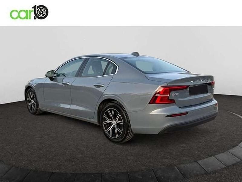 Begagnad Volvo S60 Core 197 HK (144 kW) 2024 Grå Sedan