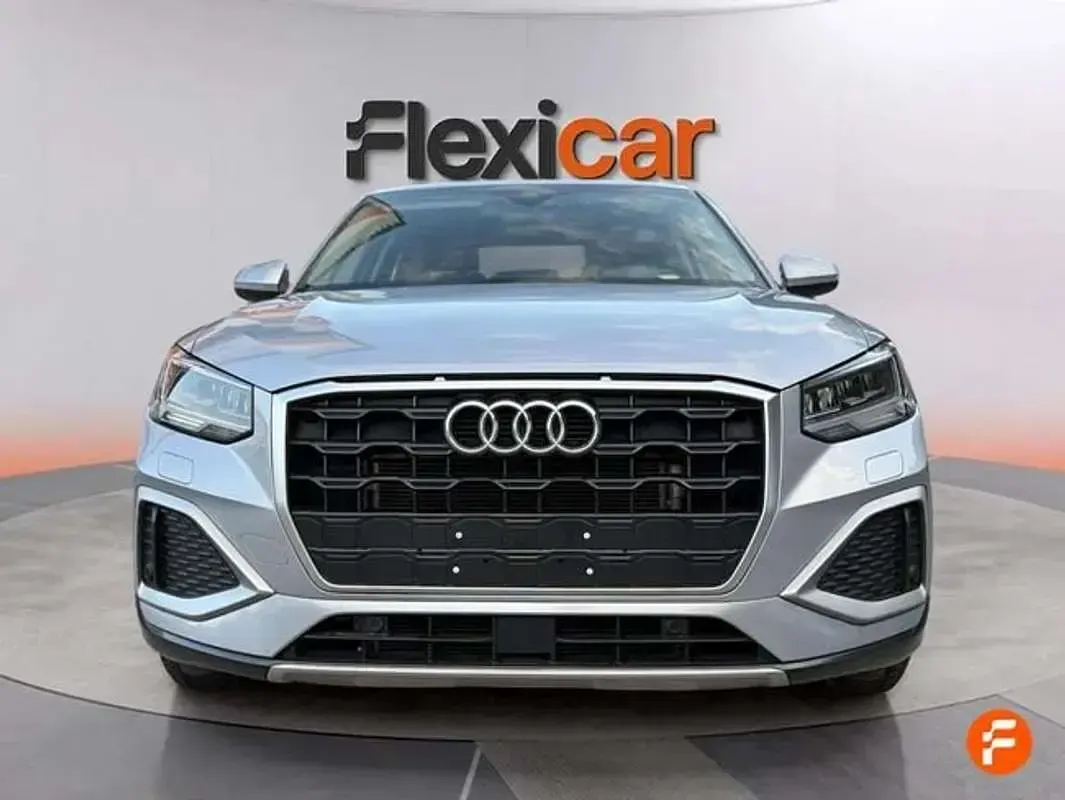 Usado Audi Q2 Advanced 150 CV (110 kW) 2026 Gris SUV