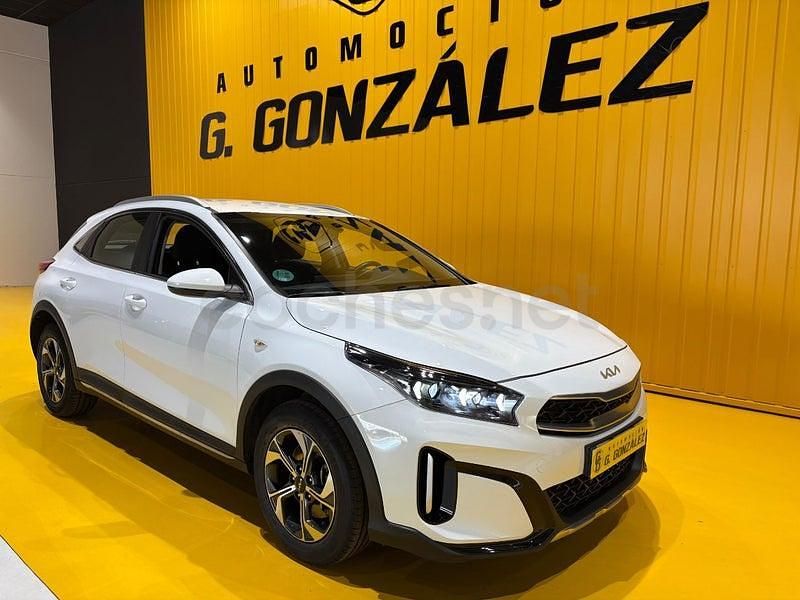 Begagnad Kia XCeed 101 HK (74 kW) 2024 Vit SUV