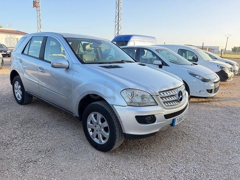 Usado Mercedes ML320 224 CV (164 kW) 2006 Gris / plata SUV
