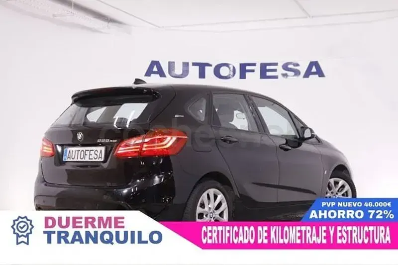 Usado BMW 225 Active Tourer iPerformance 224 CV (164 kW) 2017 Negro Monovolumen