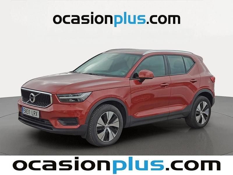 Usado Volvo XC40 Momentum 163 CV (119 kW) 2021 Rojo SUV