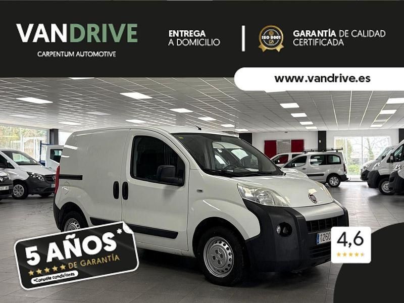 Blanco Usado 2017 Fiat Fiorino Monovolumen | 7990 € (Caro) - Imagen 1/4