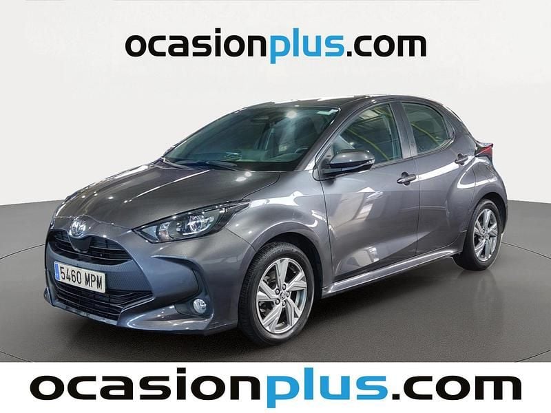 Usado Toyota Yaris Hybrid Active 116 CV (85 kW) 2024 Utilitario