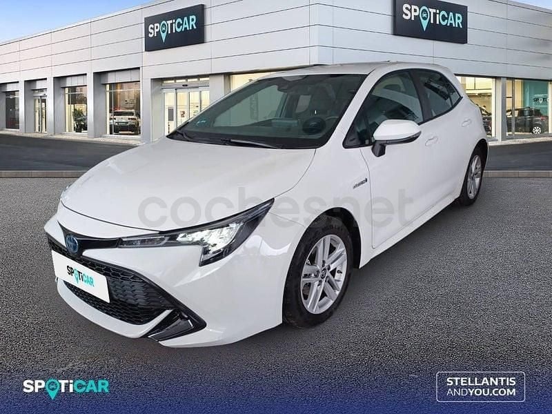 Usado Toyota Corolla Active 122 CV (89 kW) 2020 Blanco Berlina