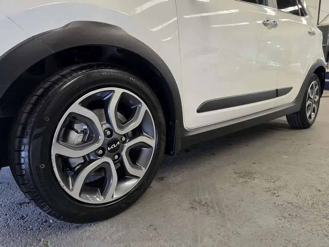 Usado Kia Picanto GT-Line 101 CV (74 kW) 2022 Blanco Utilitario