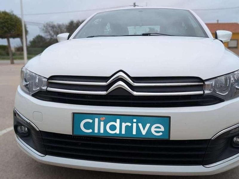 Begagnad Citroën C-Elysee I Shine 99 HK (72 kW) 2019 Vit Sedan