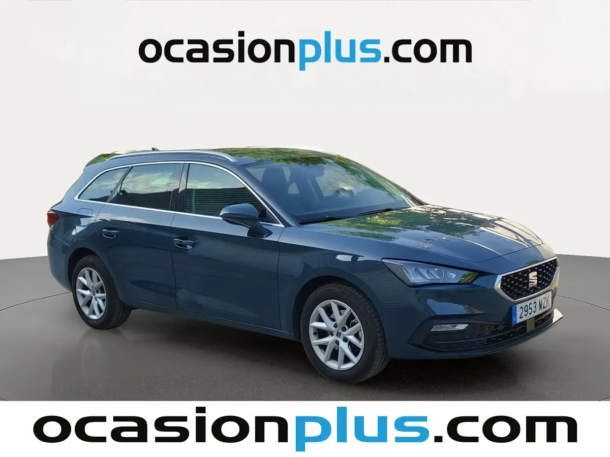 Usado Seat Leon Style 116 CV (85 kW) 2025 Azul Monovolumen