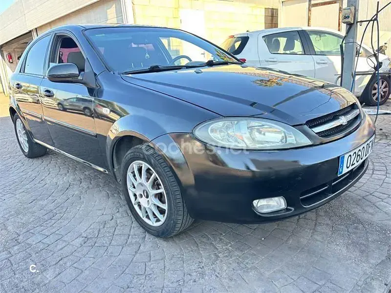 Usado Chevrolet Lacetti CDX 109 CV (80 kW) 2005 Negro Berlina