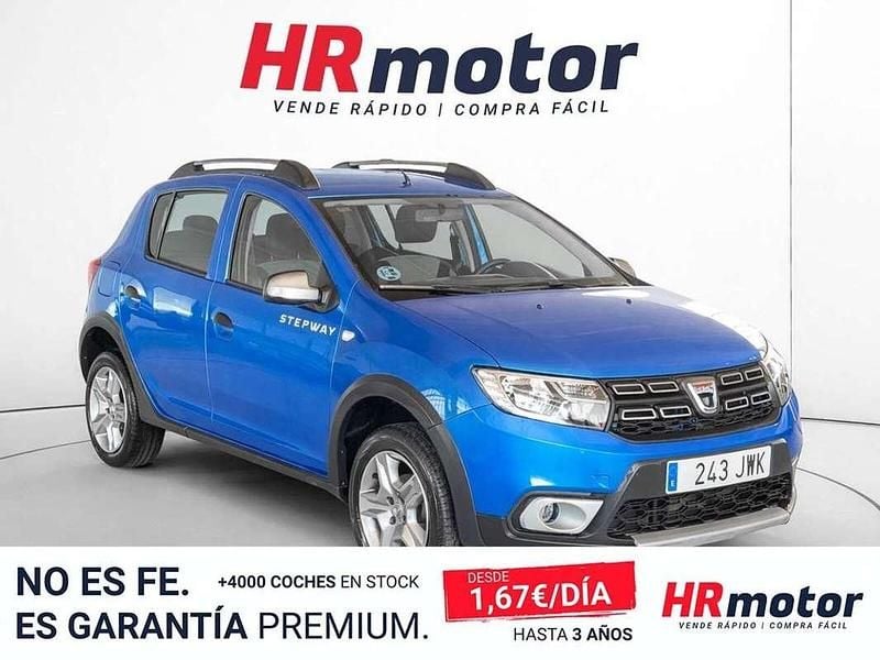 Usado Dacia Sandero Stepway 90 CV (66 kW) 2017 Azul Utilitario