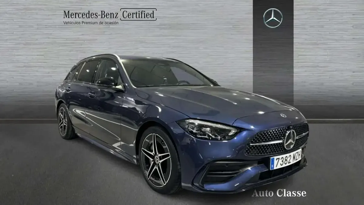 Usado Mercedes C220 197 CV (144 kW) 2025 Azul Familiar