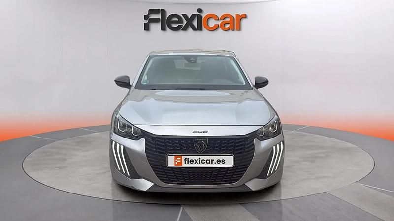 Usado Peugeot 208 Active 102 CV (75 kW) 2024 Gris Utilitario