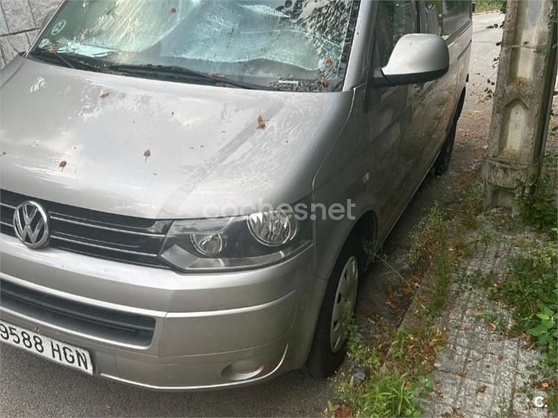 Gris / plata Usado 2011 VW Caravelle Comfortline Monovolumen | 10.200 € - Imagen 1/3