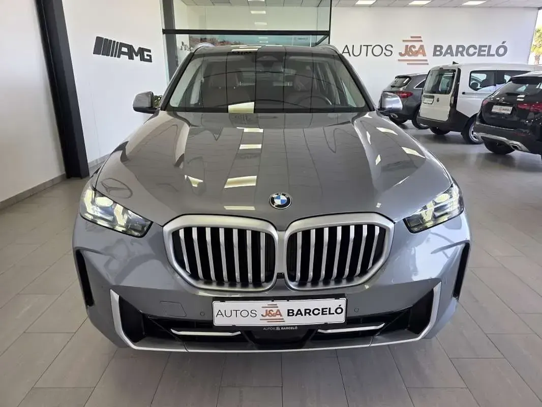 Usado BMW X5 M Sport 381 CV (280 kW) 2025 Gris SUV