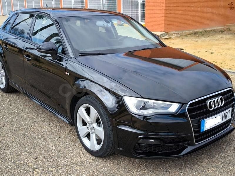 Usado Audi A3 Ambiente 105 CV (77 kW) 2013 Negro Berlina