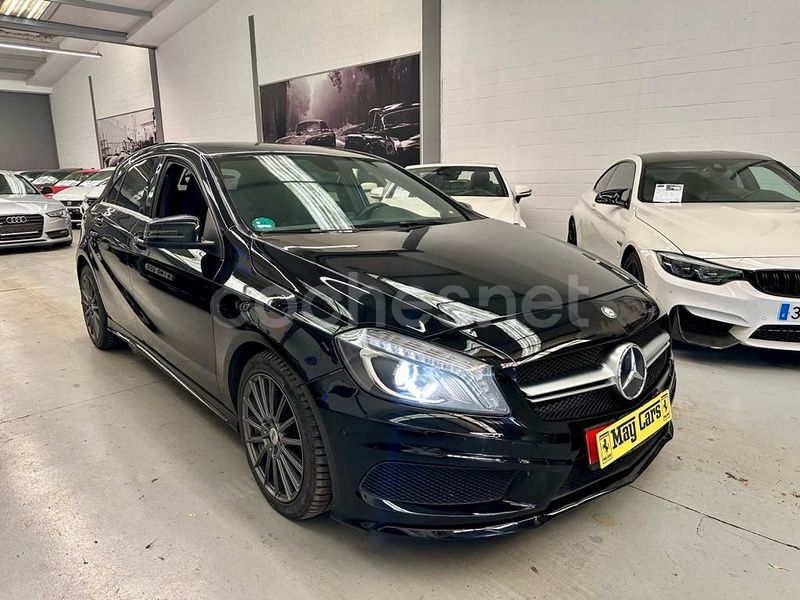 Negro Usado 2016 Mercedes A220 AMG line Berlina | 17.990 € (Precio justo) - Imagen 1/4
