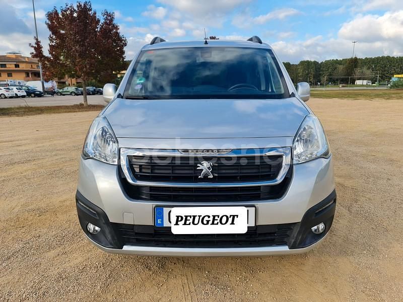 Begagnad Peugeot Partner Tepee Active 110 HK (80 kW) 2016 Grå Minibuss