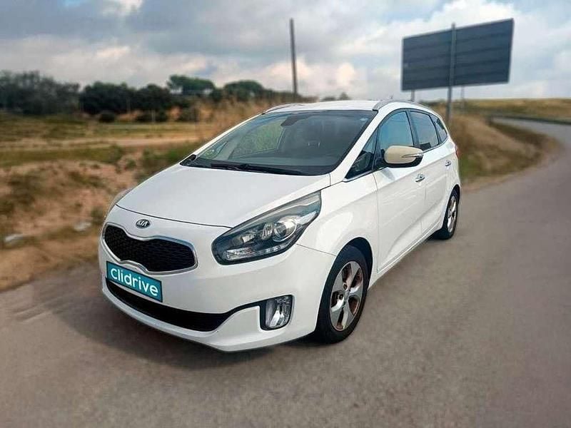Usado Kia Carens 116 CV (85 kW) 2015 Blanco Monovolumen