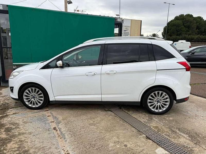 Usado Ford Grand C-Max Titanium 116 CV (85 kW) 2014 Blanco Monovolumen