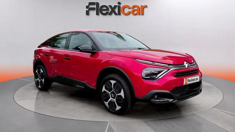 Usado Citroën C4 Feel 101 CV (74 kW) 2022 Rojo Berlina