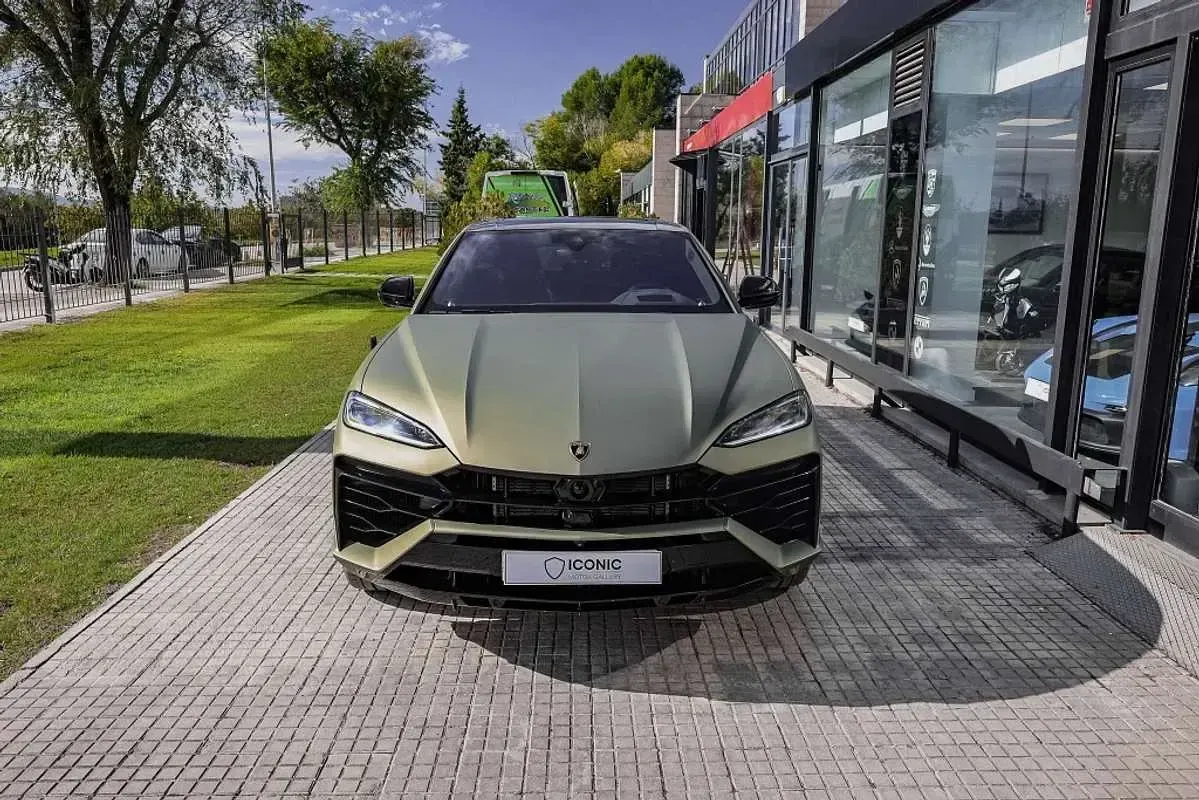 Usado Lamborghini Urus 801 CV (589 kW) 2025 Verde SUV