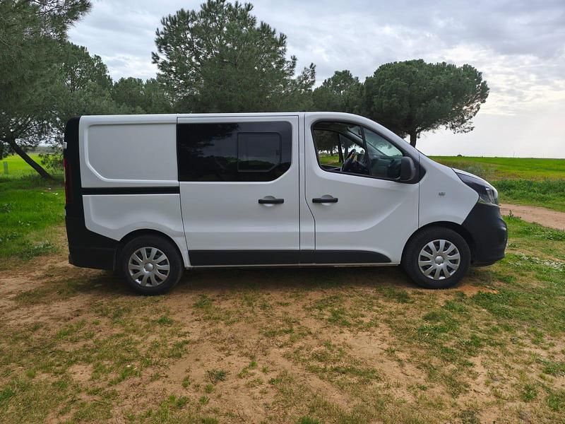 Usado Opel Vivaro S 120 CV (88 kW) 2019 Blanco Monovolumen