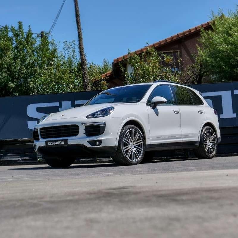 Usado Porsche Cayenne Platinum Edition 262 CV (192 kW) 2016 Blanco SUV