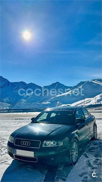 Usado Audi A4 130 CV (95 kW) 2005 Negro Berlina