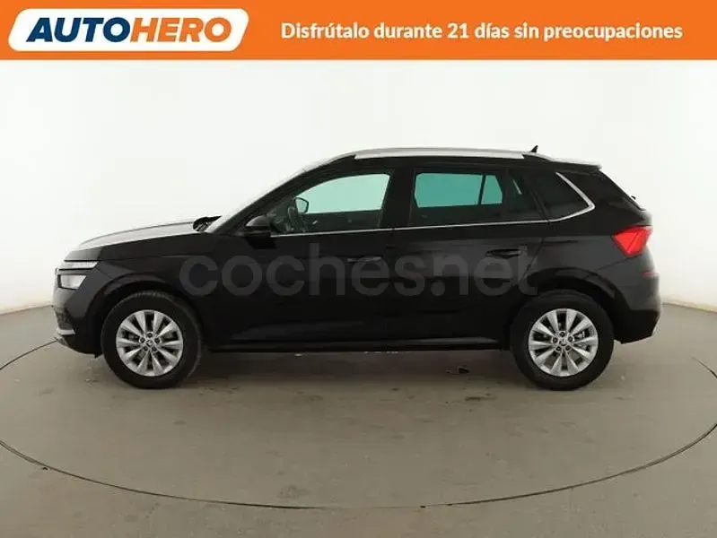 Usado Skoda Kamiq Ambition 110 CV (80 kW) 2022 Negro SUV