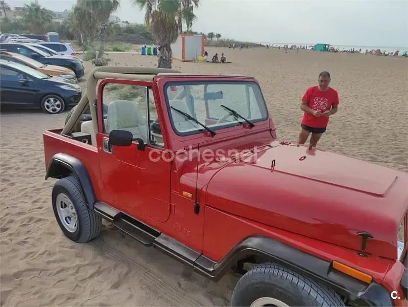 Usado Jeep Wrangler 121 CV (88 kW) 1995 Rojo SUV