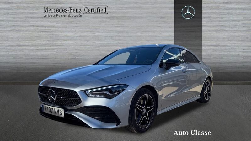 Gris Usado 2024 Mercedes 200 Coupe | 37.900 € (Buen precio) - Imagen 1/4