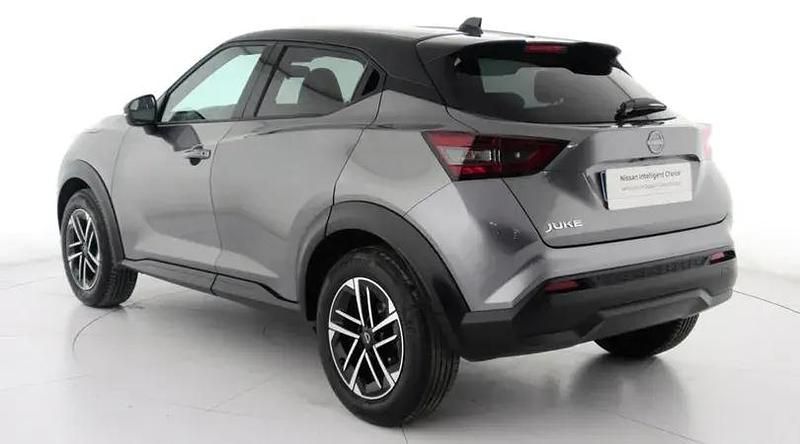 Usado Nissan Juke N-Connecta 114 CV (83 kW) 2025 Skyline grey  negro SUV