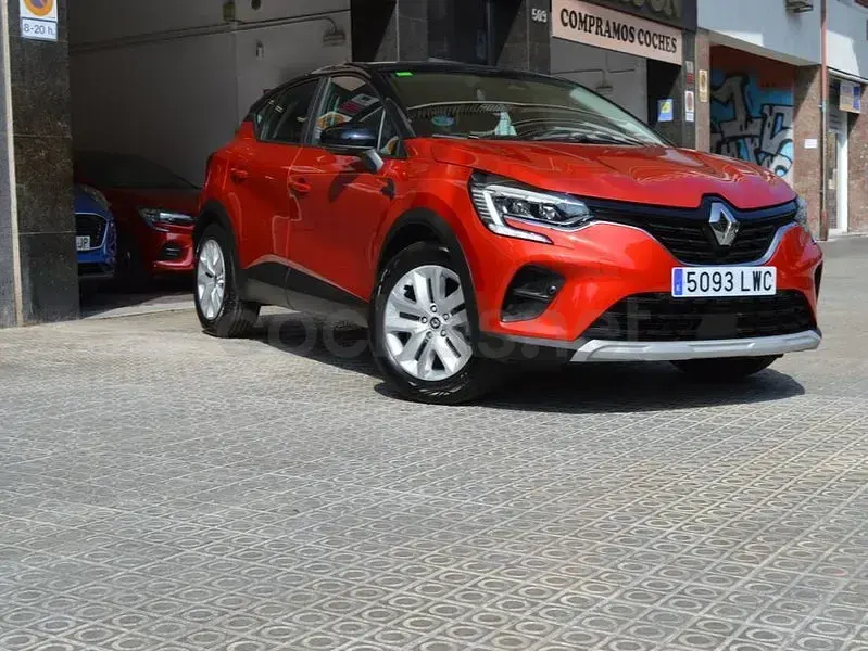 Usado Renault Captur Intens 140 CV (102 kW) 2022 Rojo SUV