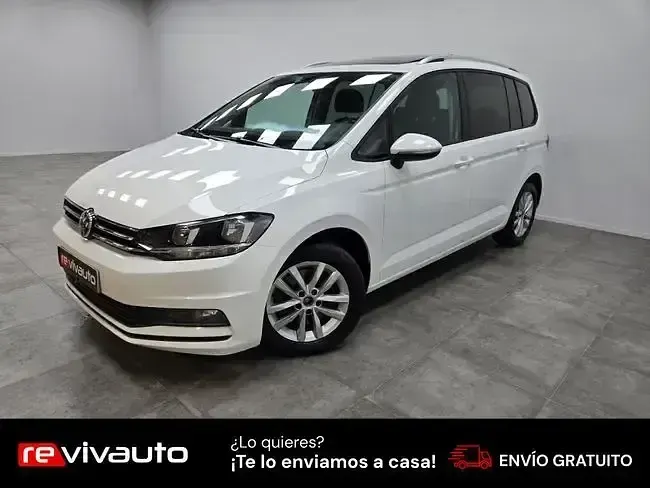 Usado VW Touran Advance 115 CV (84 kW) 2019 Blanco Monovolumen