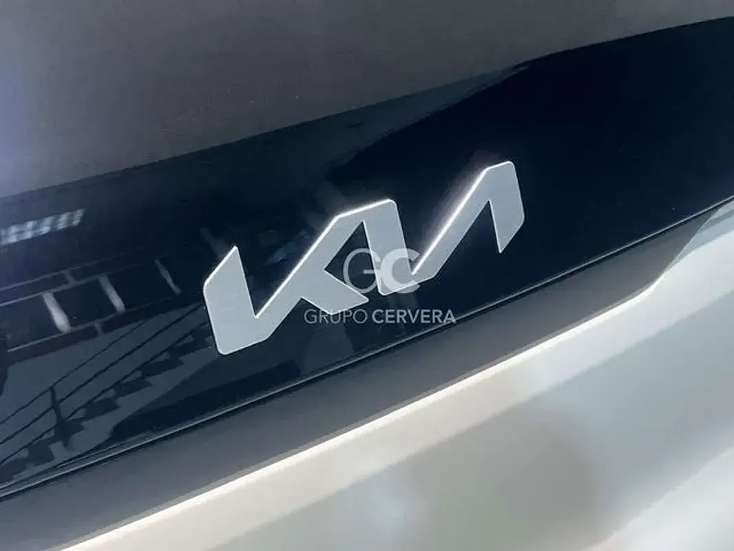 Nuevo Kia PV5 119 kW (163 CV) 2026 Blanco Monovolumen
