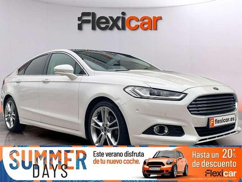 Blanco Usado 2015 Ford Mondeo Business Edition Berlina | 12.390 € (Precio justo) - Imagen 1/4