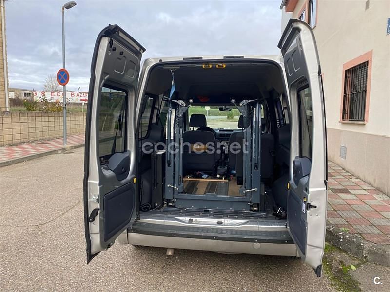 Usado Ford Tourneo Connect Trend 95 CV (69 kW) 2013 Gris / plata Monovolumen