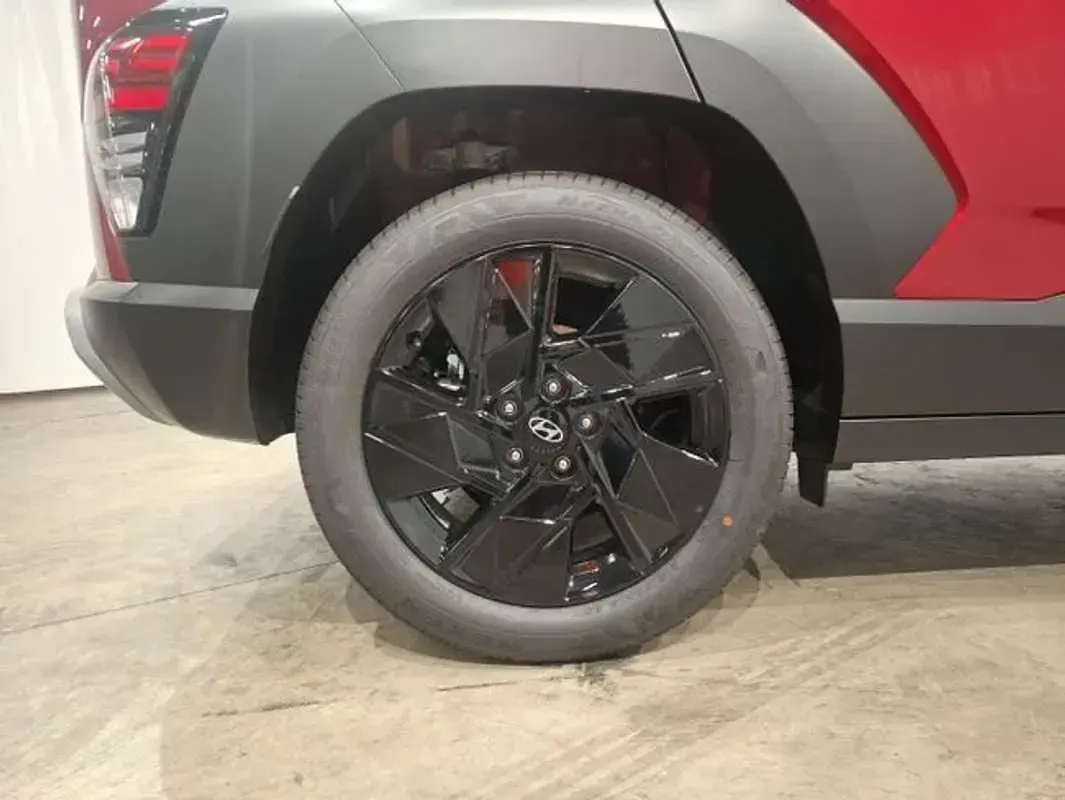 Usado Hyundai Kona 139 CV (102 kW) 2026 Negro SUV